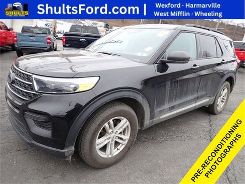 Used 2023 Ford Explorer XLT image 1
