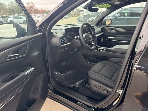 New 2026 Chevrolet Traverse LT w/ Midnight/Sport Edition image 12