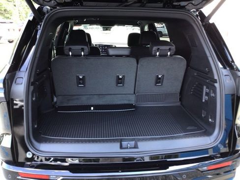 New 2026 Chevrolet Traverse High Country image 26