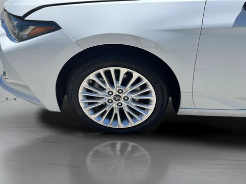 Used 2019 Toyota Avalon Limited w/ Advanced Safety Package FWD image 22