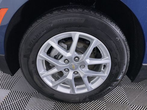 Certified 2024 Chevrolet Equinox LS w/ LS Convenience Package image 28