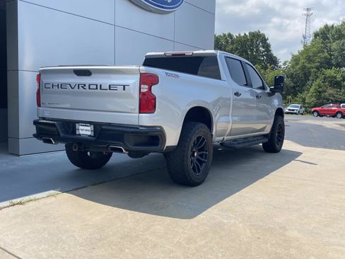 Used 2020 Chevrolet Silverado 1500 LT Trail Boss w/ Bed Protection Package AWD/4WD image 4