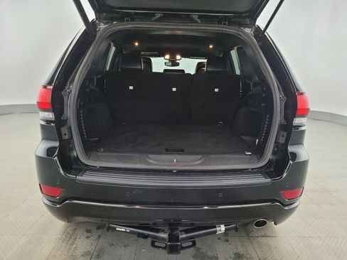 Used 2020 Jeep Grand Cherokee Altitude image 29