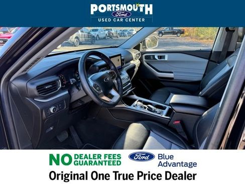 Certified 2022 Ford Explorer XLT w/ Equipment Group 202A image 4
