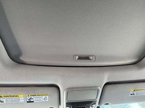 Used 2016 Honda Pilot Elite image 7