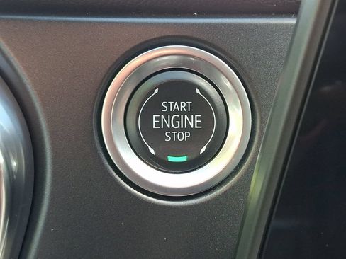 Used 2025 Chevrolet Blazer LT AWD/4WD image 29