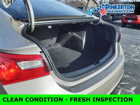 Used 2022 Chevrolet Malibu LS image 14