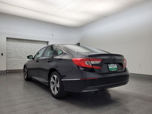Used 2018 Honda Accord EX image 5