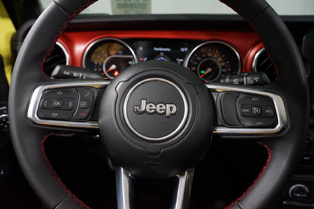 Used 2023 Jeep Wrangler Unlimited Rubicon w/ Steel Bumper Group AWD/4WD image 12