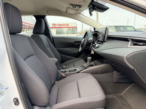 Certified 2025 Toyota Corolla LE image 13