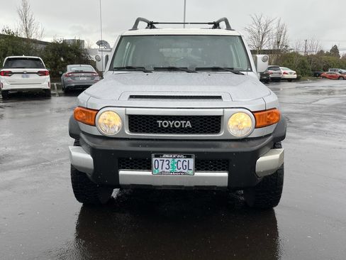 Used 2007 Toyota FJ Cruiser 4WD image 8