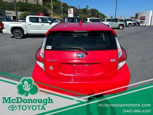 Used 2016 Toyota Prius C Three FWD image 5