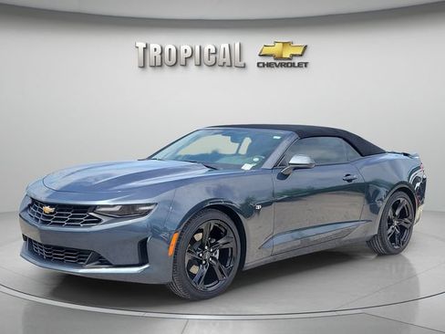 Used 2023 Chevrolet Camaro LT RWD image 1