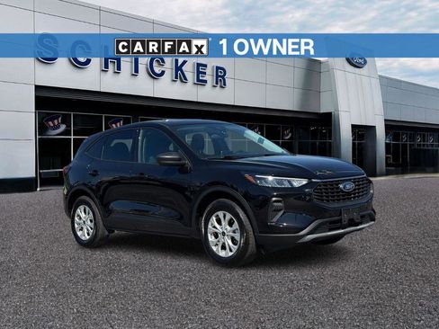 Used 2025 Ford Escape Active AWD/4WD image 1