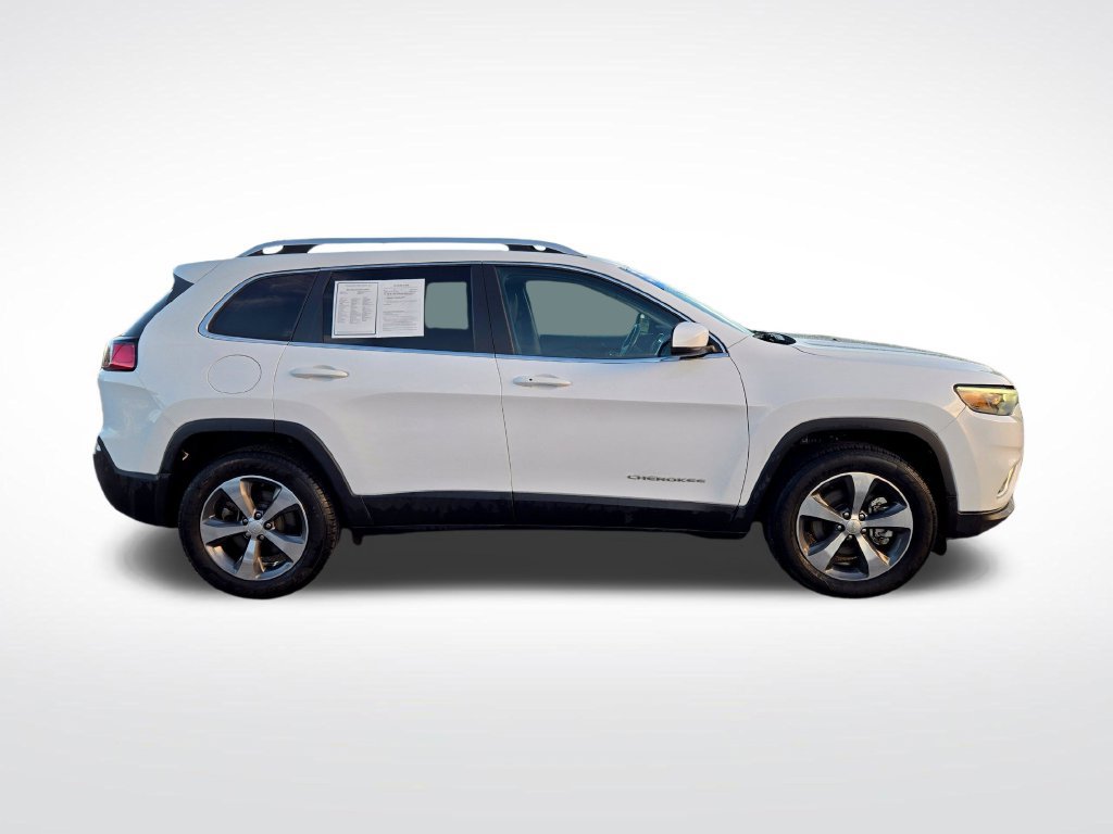 Used 2019 Jeep Cherokee Limited AWD/4WD image 2