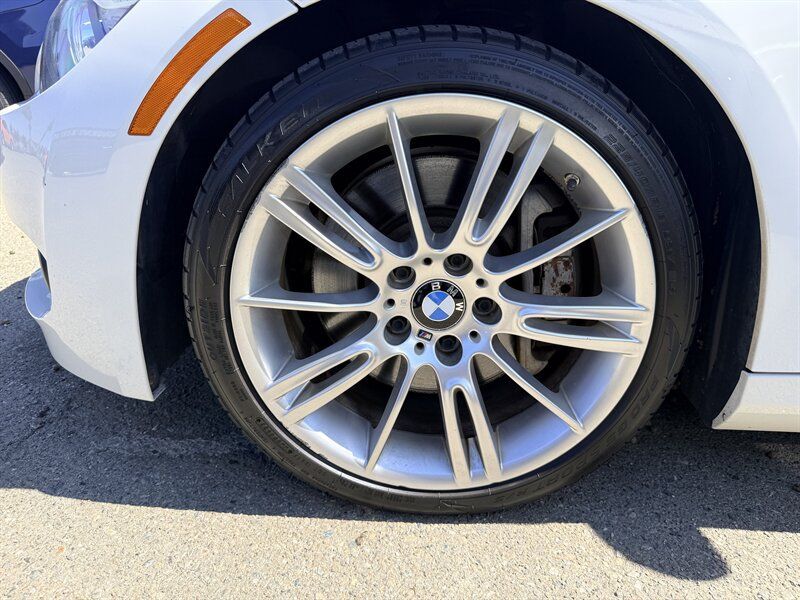 Used 2013 BMW 335i Coupe RWD image 30