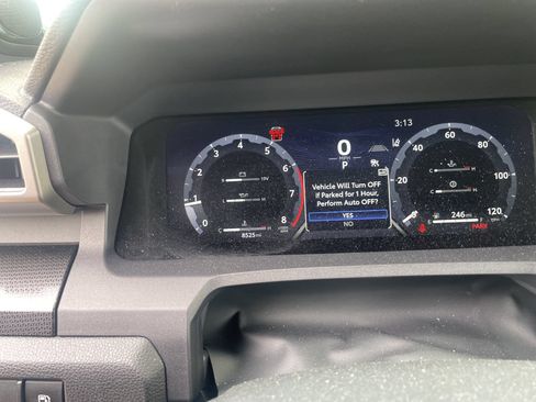 Used 2025 Toyota 4Runner Limited AWD/4WD image 20