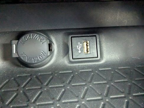 Used 2023 Toyota RAV4 XLE w/ Convenience Package image 23