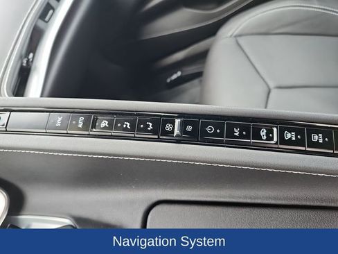 Used 2024 Chevrolet Corvette Stingray Coupe w/ Battery Protection Package image 15