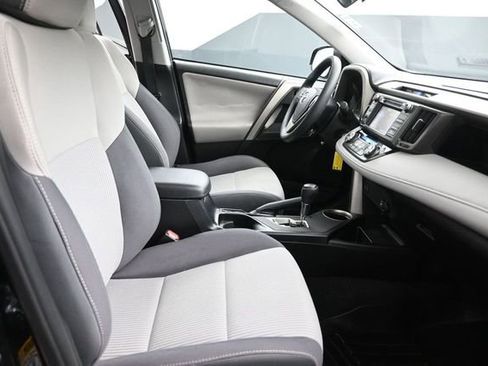 Used 2014 Toyota RAV4 XLE FWD image 25