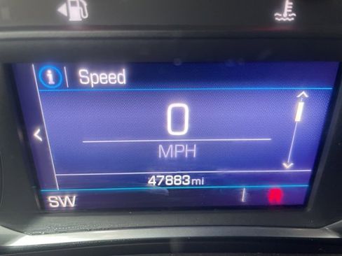 Certified 2022 GMC Terrain SLE w/ Driver Convenience Package image 15