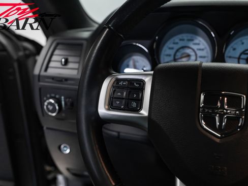 Used 2011 Dodge Challenger SRT8 image 32