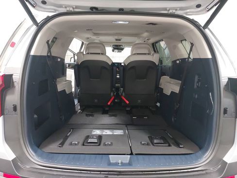 New 2026 Kia Carnival SX Prestige image 14