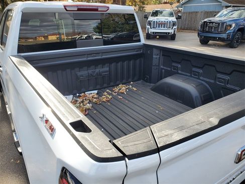 New 2026 GMC Sierra 1500 SLT w/ SLT Premium Plus Package image 31
