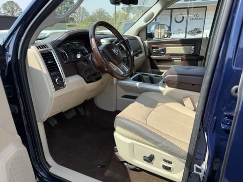 Used 2018 RAM 2500 Laramie w/ Snow Chief Group image 10