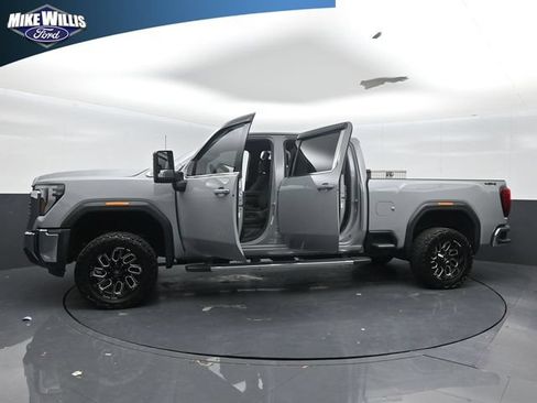 Used 2025 GMC Sierra 2500 SLE w/ SLE Value Package; AWD/4WD image 28