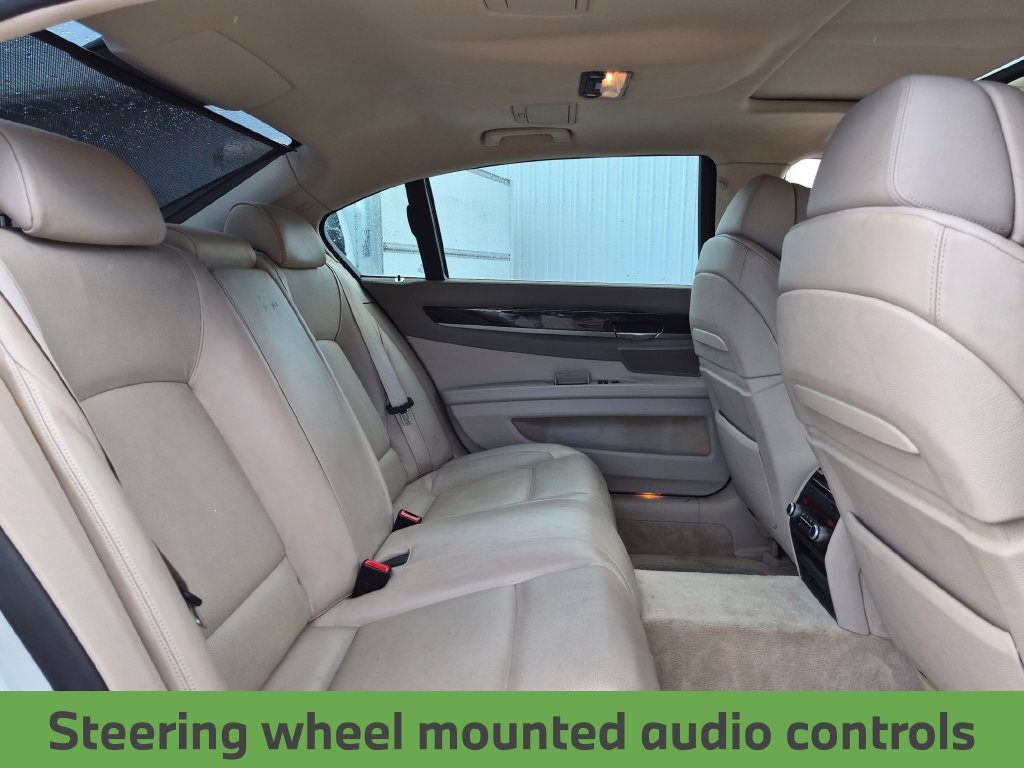 Used 2009 BMW 750Li RWD image 32