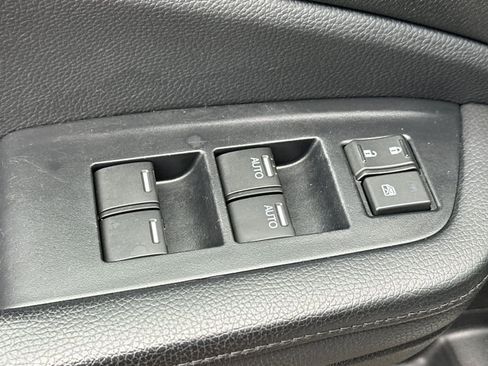 Certified 2020 Honda Pilot Touring image 13