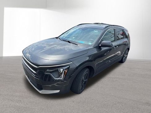 Certified 2023 Kia Niro EX FWD image 27