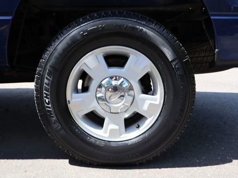 Used 2012 Ford F150 XLT w/ XLT Convenience Pkg image 43