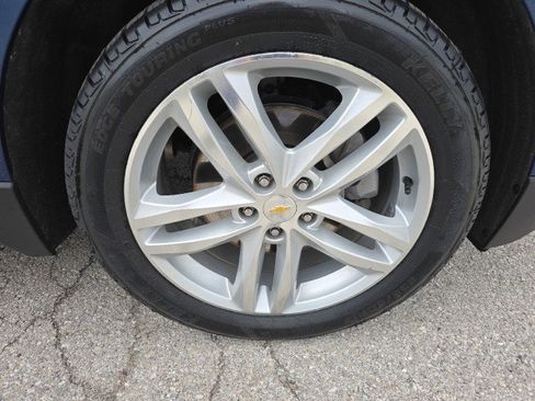 Used 2019 Chevrolet Equinox Premier image 13