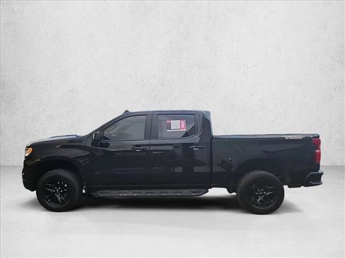 Used 2024 Chevrolet Silverado 1500 LT Trail Boss w/ LT Trail Boss Premium Package AWD/4WD image 9
