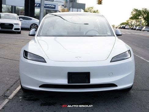 Used 2025 Tesla Model 3 Long Range RWD image 3