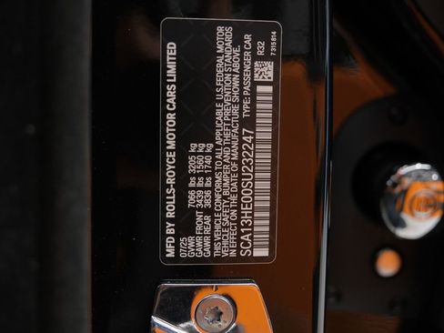 Used 2025 Rolls-Royce Phantom Sedan RWD image 91