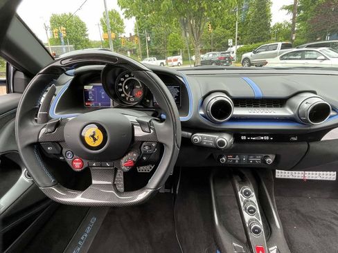 Used 2022 Ferrari 812 GTS RWD image 21