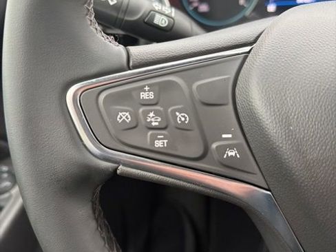 Used 2024 Chevrolet Equinox LT image 23