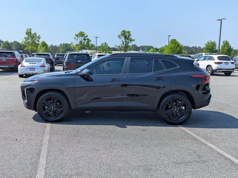 Used 2024 Chevrolet Trax ACTIV w/ Driver Confidence Package image 8