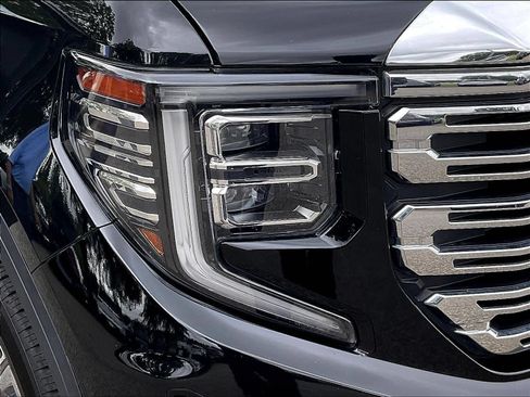Used 2023 GMC Sierra 1500 Denali AWD/4WD image 35
