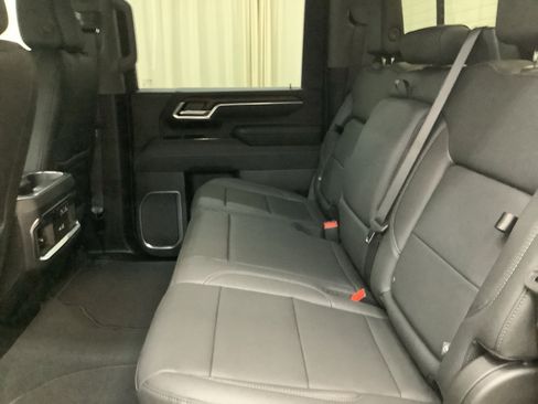 New 2026 GMC Sierra 2500 SLT w/ SLT Premium Package AWD/4WD image 26