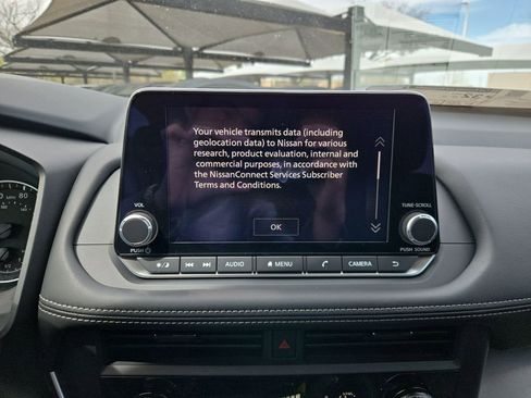 New 2026 Nissan Rogue SV FWD image 17