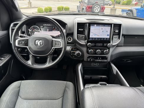 Used 2022 RAM 1500 Big Horn AWD/4WD image 11