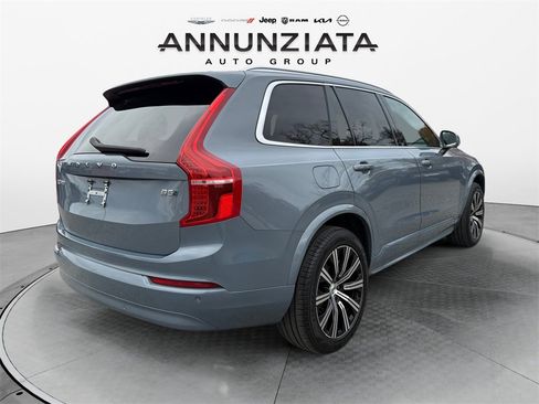 Used 2023 Volvo XC90 B5 Core w/ Climate Package image 5