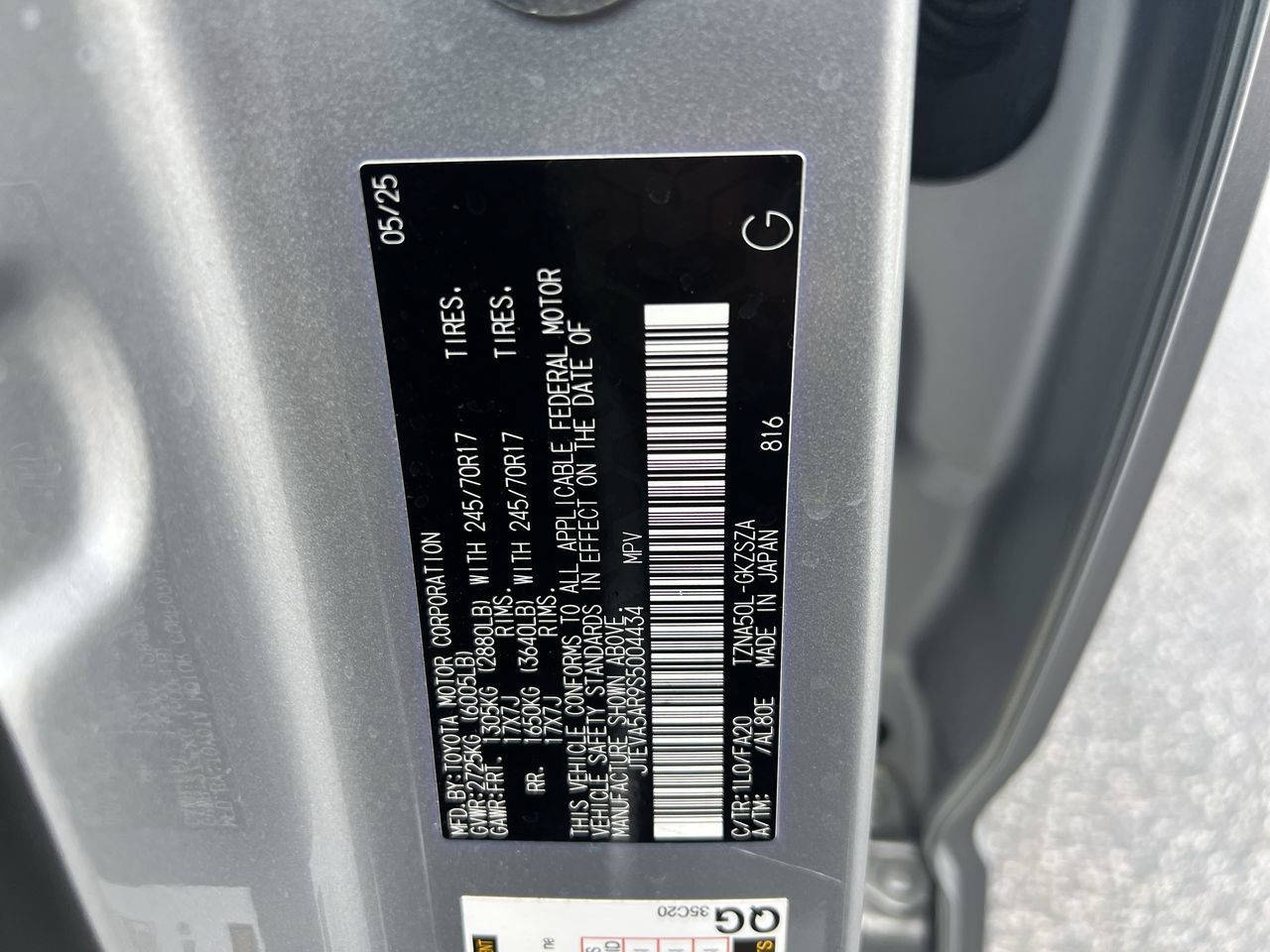 Used 2025 Toyota 4Runner SR5 RWD image 36