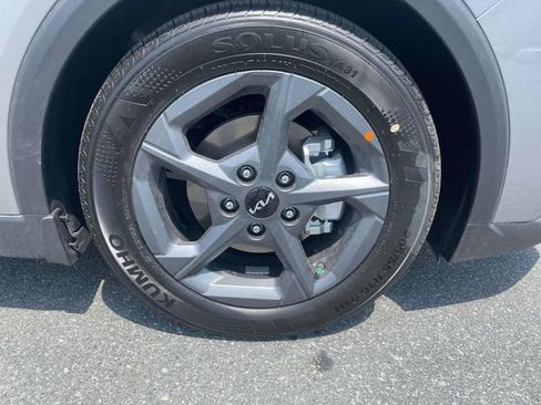 New 2026 Kia K4 FWD image 33