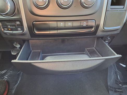 Certified 2024 RAM 1500 Classic Warlock image 11