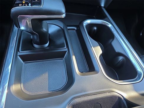 Used 2024 GMC Sierra 1500 SLT image 20